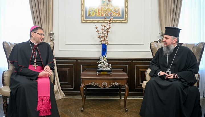 Epifaniy Dumenko a discutat cu Nunțiul Apostolic necesitatea interzicerii Bisericii ortodoxe ucrainene canonice