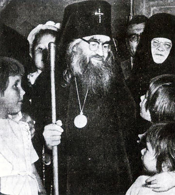 ⏰ Vizita Sfântului Ioan Maximovici la cei ce petreceau de Halloween 🎃